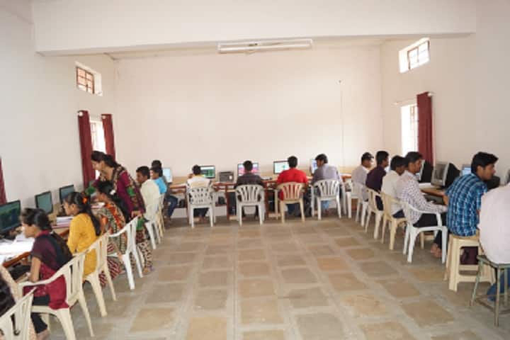 Phaltan Education Society's College of Agriculture, Phaltan campus photo 5