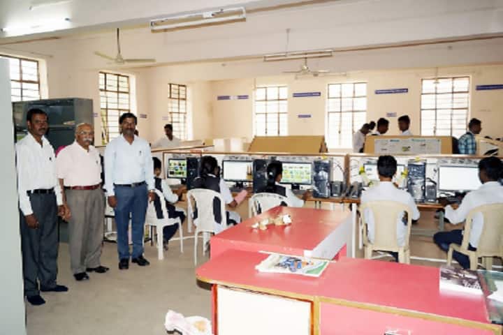 Phaltan Education Society's College of Agriculture, Phaltan campus photo 6