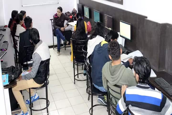 IAAN School of Mass Communication, New Delhi campus photo 3