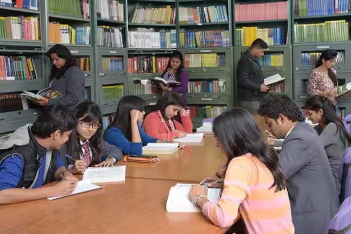 Jaipuria Institute of Management, Ghaziabad campus photo 5
