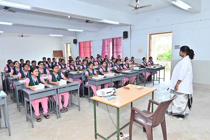 Vellalar College of Nursing, Erode campus photo 4
