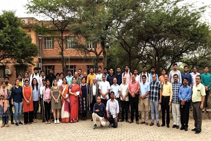 Atal Bihari Vajpayee School of Management and Entrepreneurship, Jawaharlal Nehru University, New Delhi campus photo 3