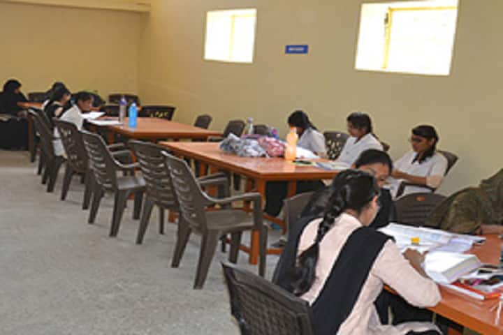 HES Homoeopathic Medical College, Akola campus photo 4