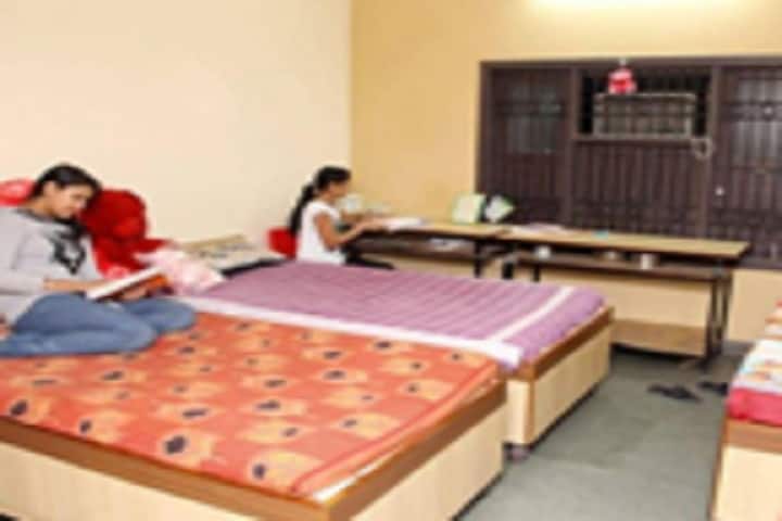 Sultanpur Institute of Nursing and Paramedical Sciences, Sultanpur campus photo 4