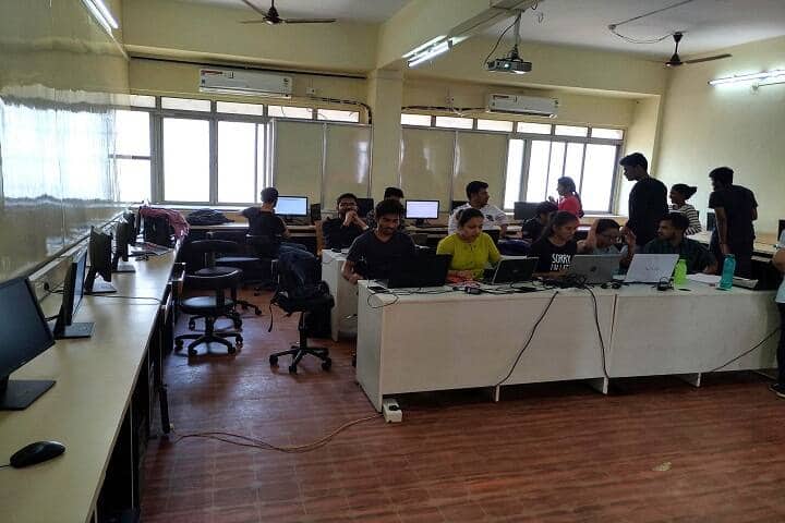 Vasantdada Patil Pratishthan's Manohar Phalke College of Architecture, Mumbai campus photo 3