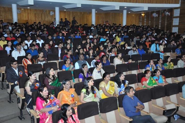 Shri RGP Gujarati Professional Institute, Indore campus photo 2