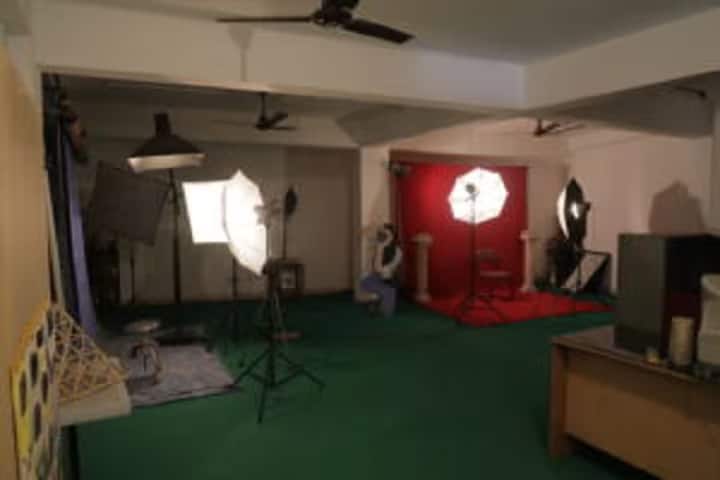 Madhubala Institute of Communication and Electronic Media, New Delhi campus photo 2