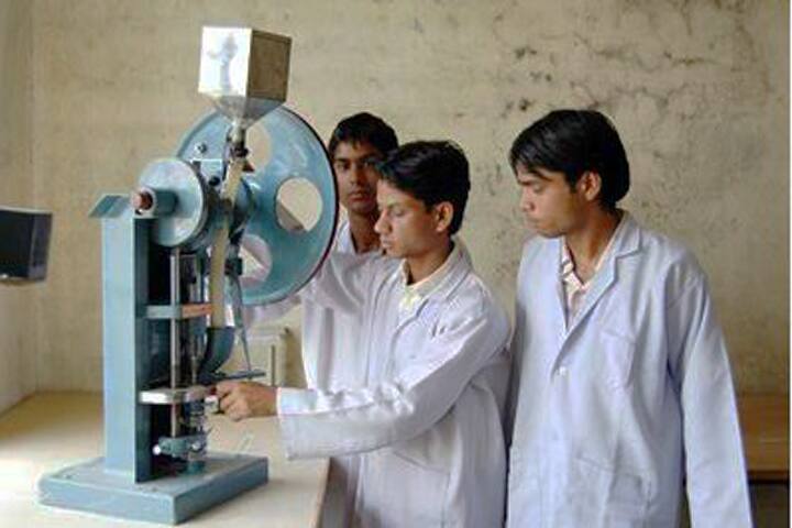 Nagaji Institute of Pharmaceutical Sciences, Gwalior campus photo 5