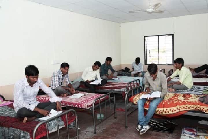 Nalanda Institute of Pharmaceutical Sciences, Guntur campus photo 4