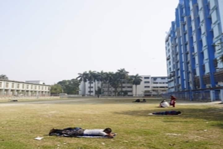 NRS Medical College campus photo 3