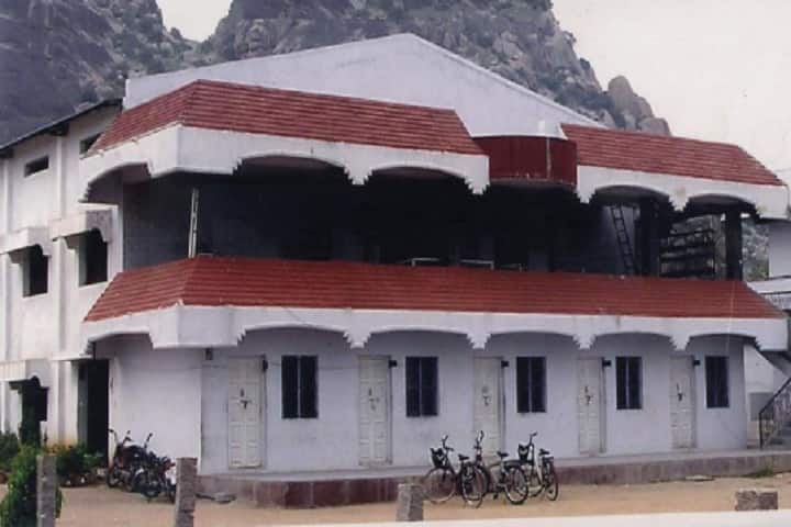 Kalmathada Pujya Shri Virupaksha Shivacharya Ayurvedic Medical College and Hospital, Manvi campus photo 3