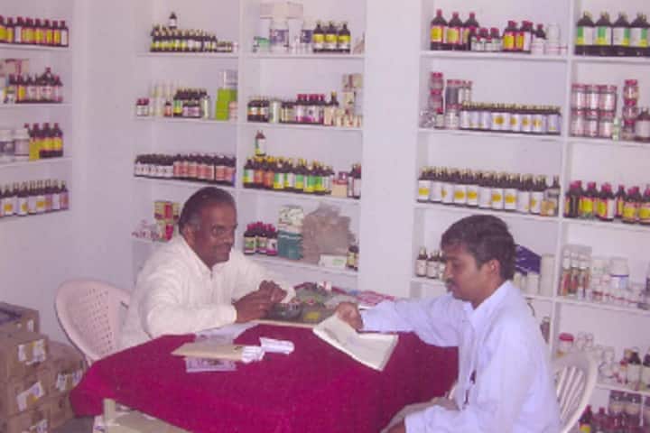 Kalmathada Pujya Shri Virupaksha Shivacharya Ayurvedic Medical College and Hospital, Manvi campus photo 4
