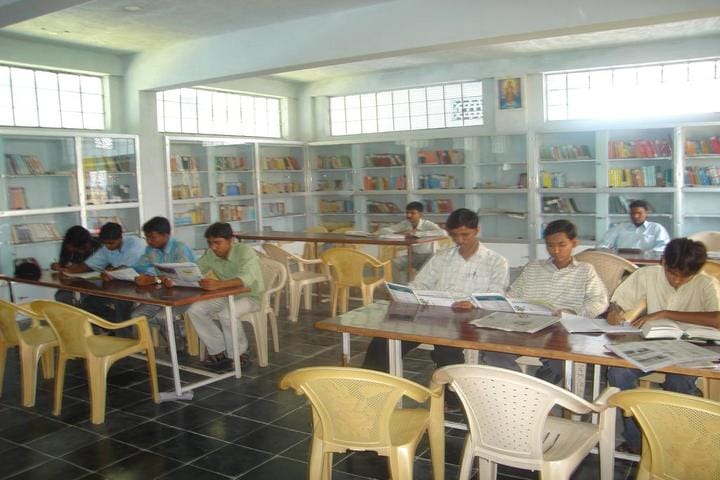 Kalmathada Pujya Shri Virupaksha Shivacharya Ayurvedic Medical College and Hospital, Manvi campus photo 6