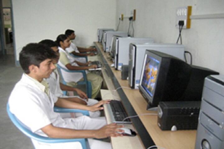 Wanless College of Nursing, Miraj campus photo 4