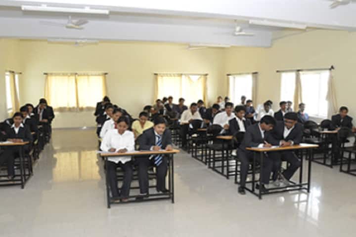 Krishna Institute of Computer Application and Management, Karad campus photo 2