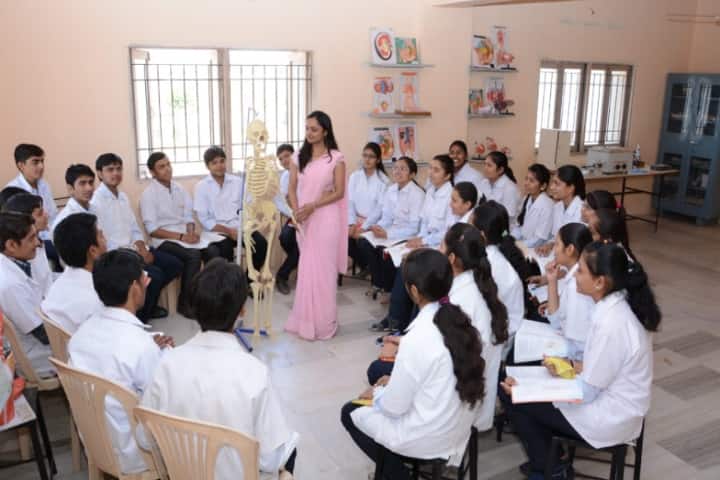 Shree BG Garaiya Homeopathic Medical College, Rajkot campus photo 2