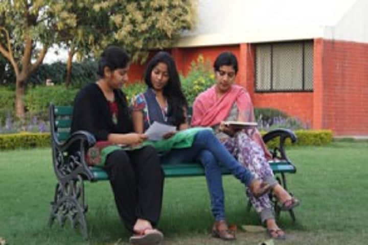 IPS Academy, School of Computers, Indore campus photo 4