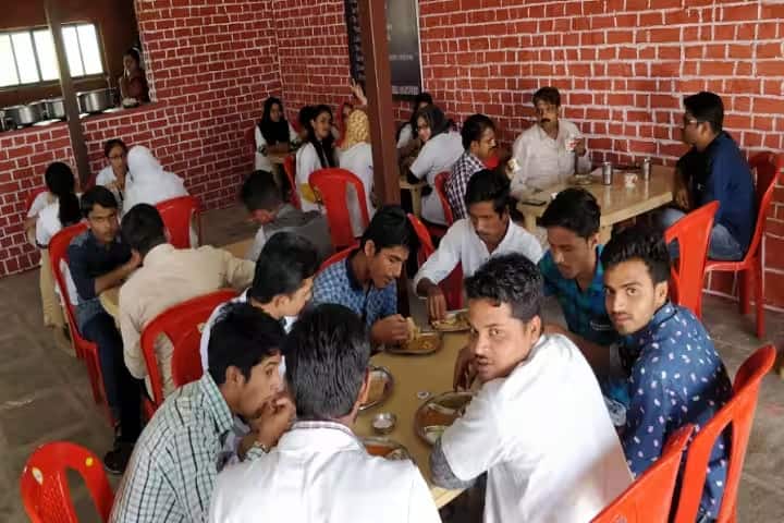 SMVVS Rajeshwari Karpurmath Memorial Ayurvedic Medical College, Bijapur campus photo 4