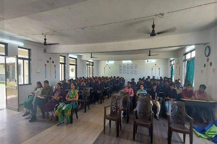 Jay Jalaram Ayurvedic Medical College, Godhra campus photo 3