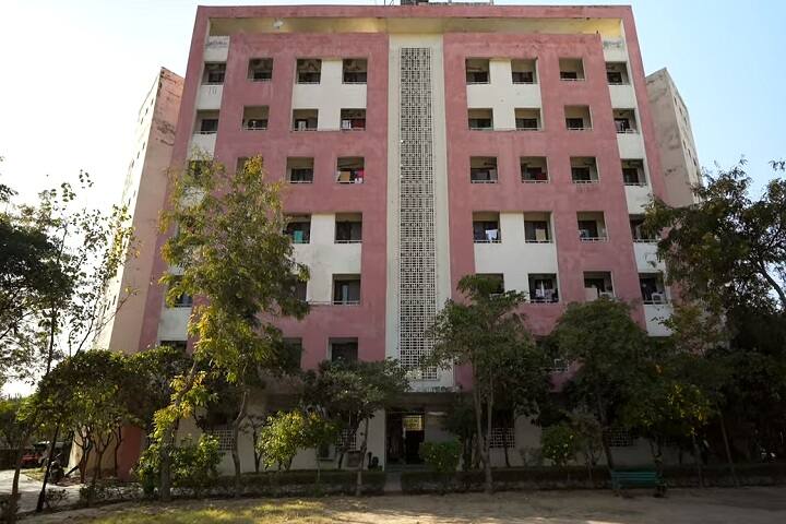 Hari Shankar Singhania School of Business, Jaipur campus photo 6