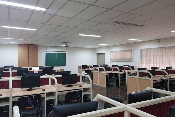 Sri Manakula Vinayagar School of Architecture, Puducherry campus photo 4