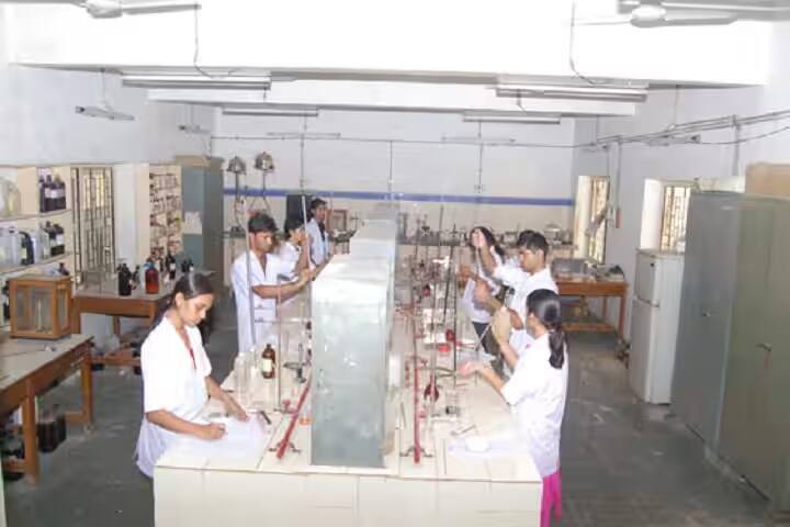 Indian Institute of Ayurvedic Pharmaceutical Sciences, Jamnagar campus photo 4