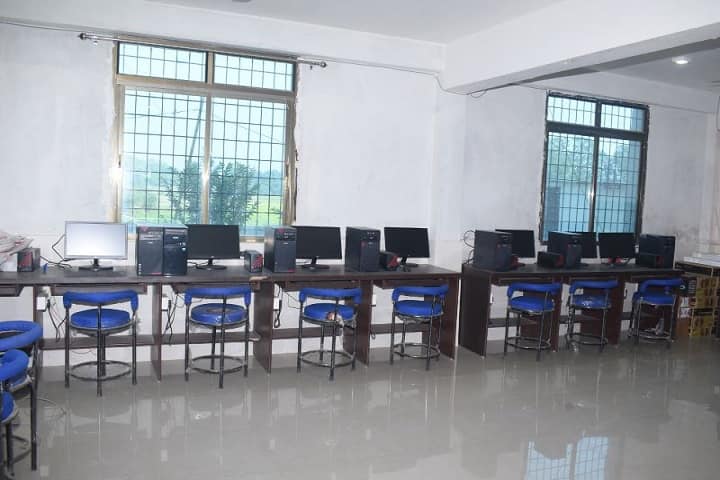 KJ College of Pharmacy, Varanasi campus photo 4