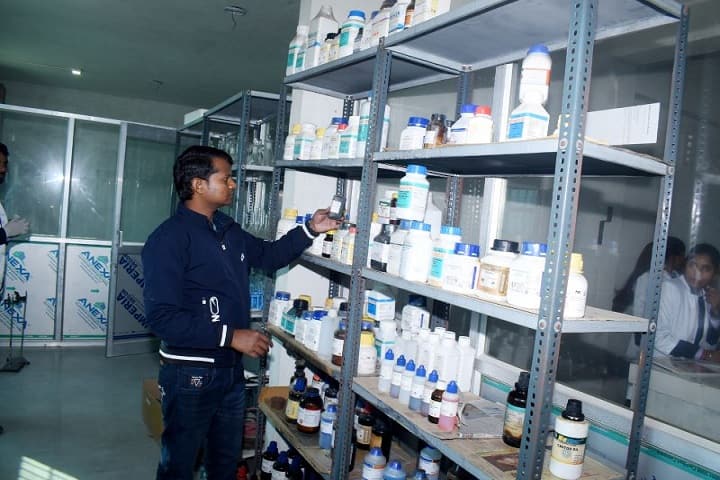 KJ College of Pharmacy, Varanasi campus photo 5