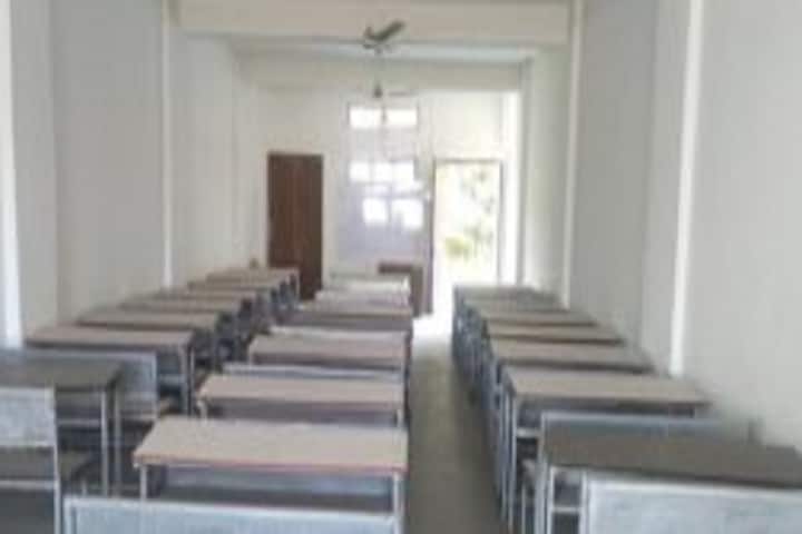 Kisan Vidya Prasarak Sansthas Institute of Pharmaceutical Education, Boradi campus photo 5