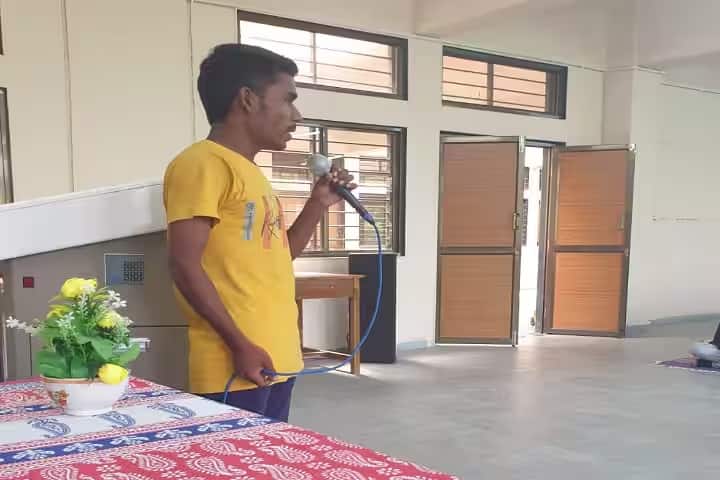 Kavi Shree Daad Government Arts and Commerce College, Paddhari campus photo 4