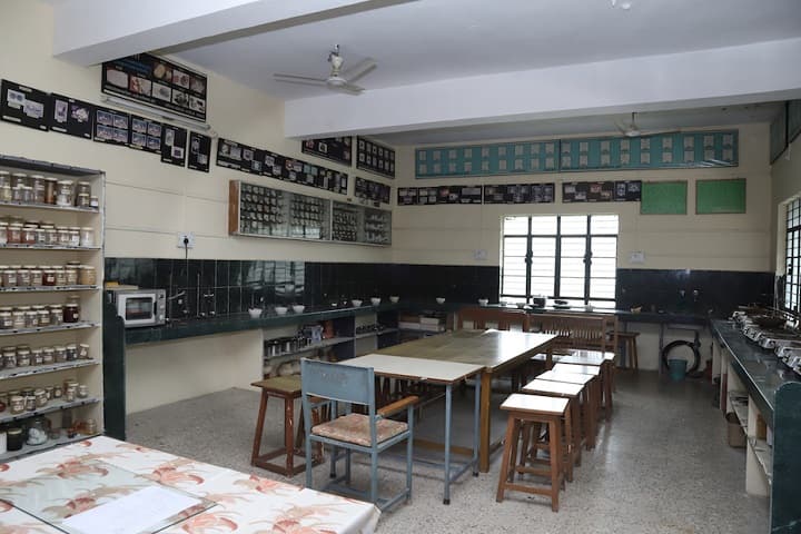 Shri Gajanan Maharaj Sansthan's Ayurved Mahavidyalaya, Pusad campus photo 4