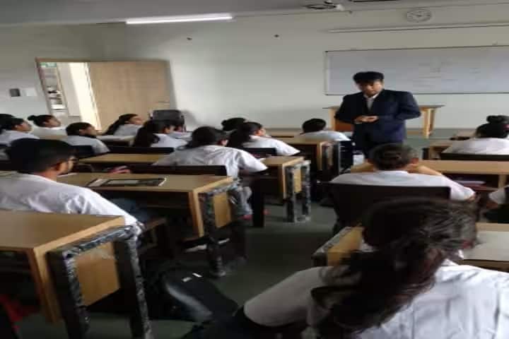 Murlidhar Ayurved College, Rajkot campus photo 2