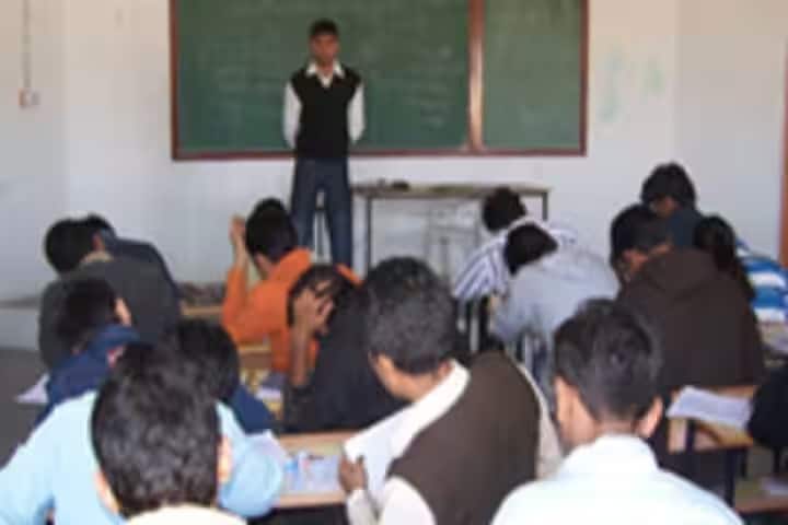 KJ Institute of Ayurveda and Research, Vadodara campus photo 2