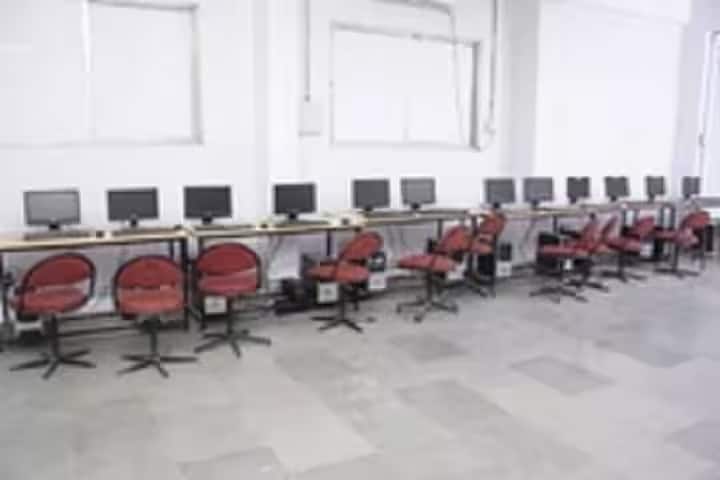 KJ Institute of Ayurveda and Research, Vadodara campus photo 6