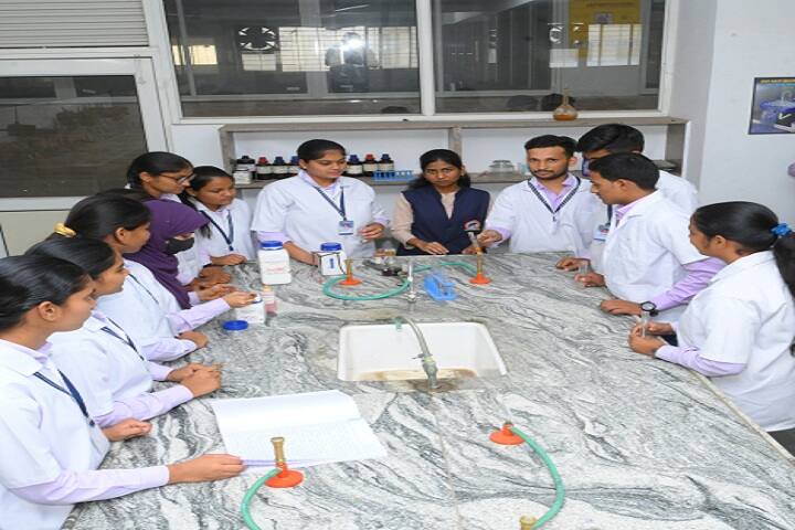 Mahadev Kanchan College of Pharmaceutical Education and Research, Pune campus photo 4