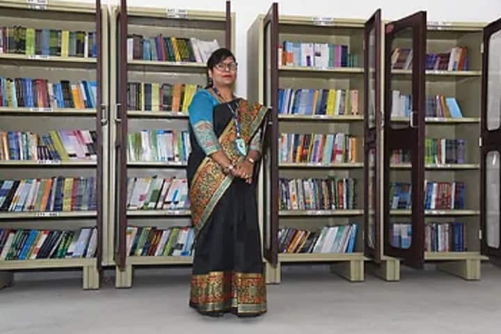 Lucknow Model College of Pharmacy, Lucknow campus photo 6