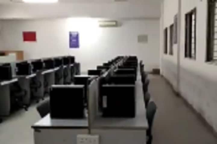 Karanjekar College of Engineering and Management, Bhandara campus photo 3