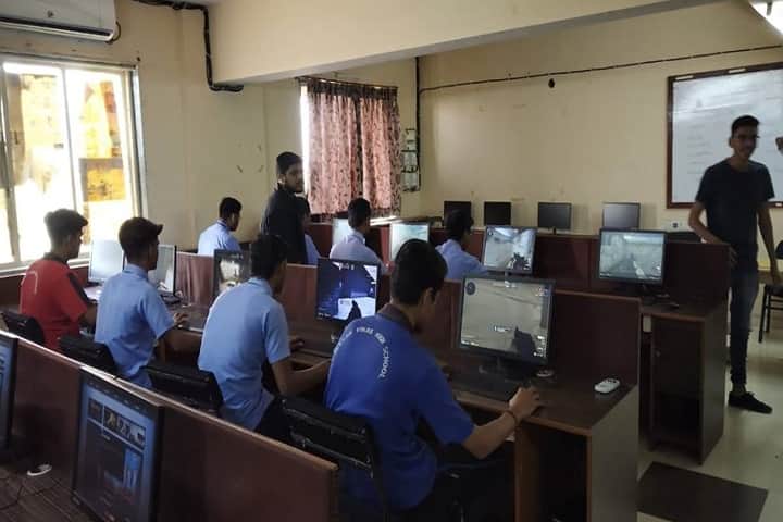 Bhagwan Mahavir College of Computer Application, Surat campus photo 6