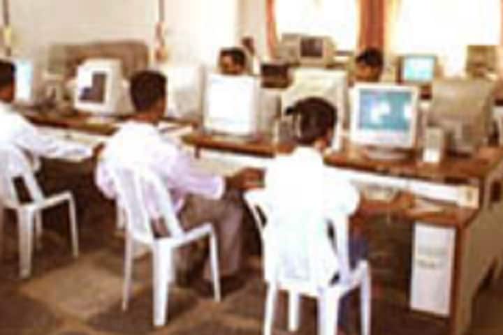 Shri Prince Shivaji Maratha Boarding House's College of Architecture, Kolhapur campus photo 2