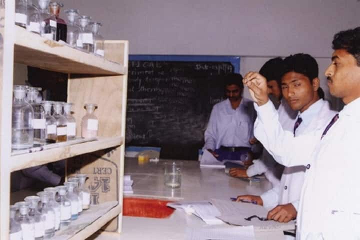 Manohar Naik Institute of Pharmacy, Yavatmal campus photo 2