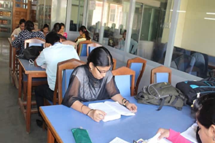 Vivekanand Education Society's College of Law, Mumbai campus photo 2