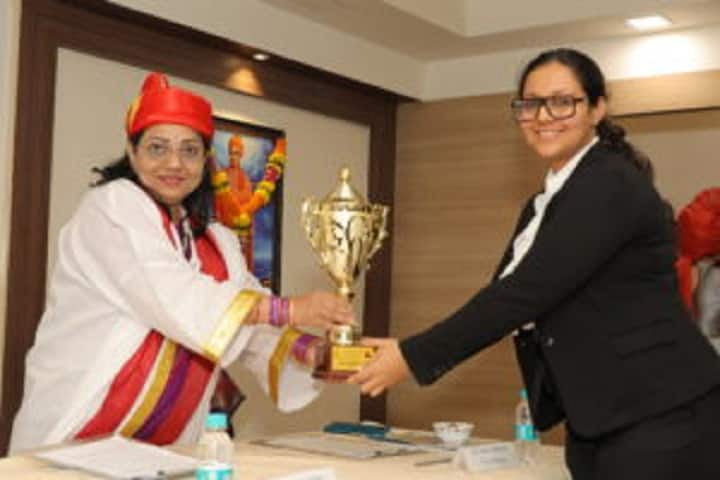 Vivekanand Education Society's College of Law, Mumbai campus photo 5