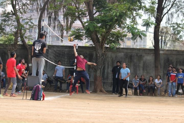 Vivekanand Education Society's College of Law, Mumbai campus photo 6