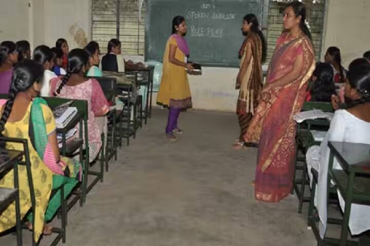 EMG Yadava Women's College, Madurai campus photo 4