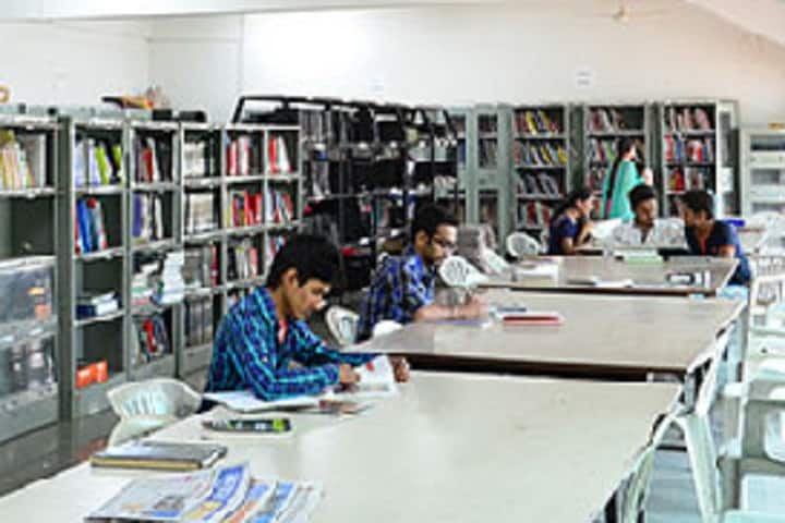 NDMVP Samajs College of Architecture, Nashik campus photo 4
