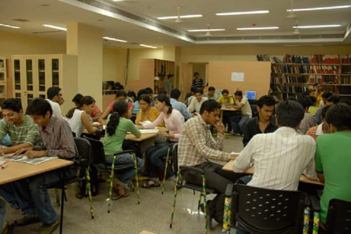 LS Raheja School of Architecture, Mumbai campus photo 2