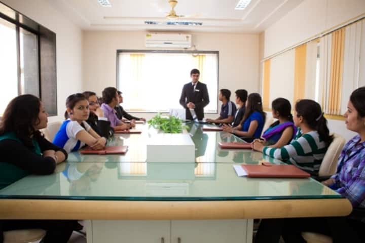 Idyllic Institute of Management, Indore campus photo 2