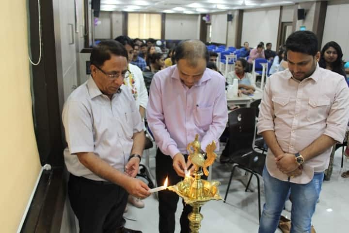 Thakur Ramnarayan College of Law, Mumbai campus photo 3
