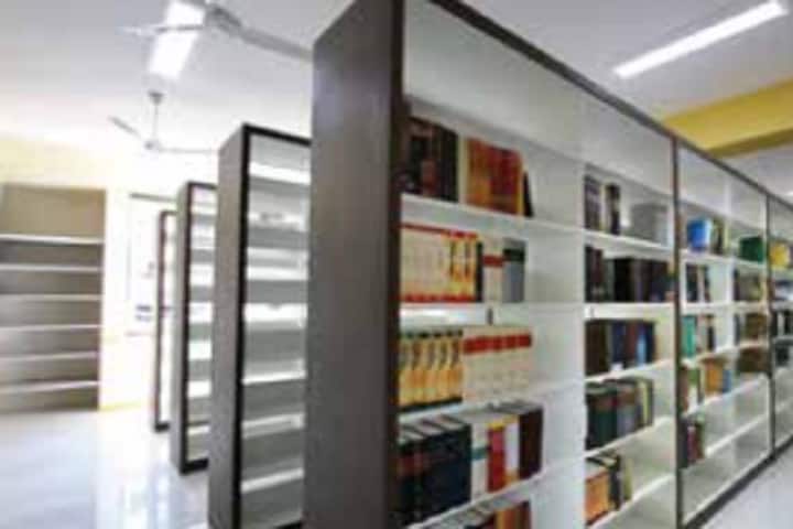 Thakur Ramnarayan College of Law, Mumbai campus photo 5