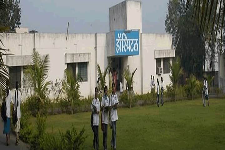 Sawkar Homoeopathic Medical College, Satara campus photo 3